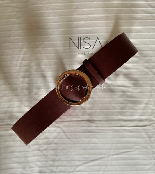 Flat golden buckle wide belt